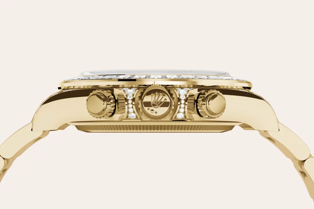 Rolex Cosmograph Daytona in 18 ct yellow gold with lugs set with diamonds, M126598TBR-0001 - Watch Palace