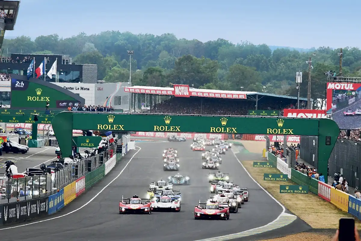 Rolex Pushing boundaries Until the very last second - Watch Palace