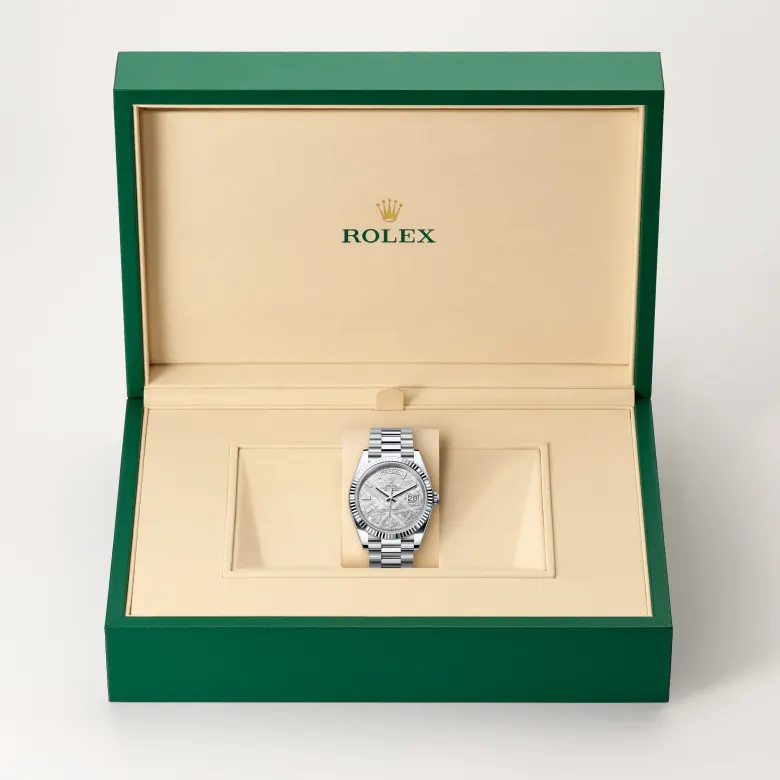 rolex day-date in platinum, M228236-0011- watch palace, Second image