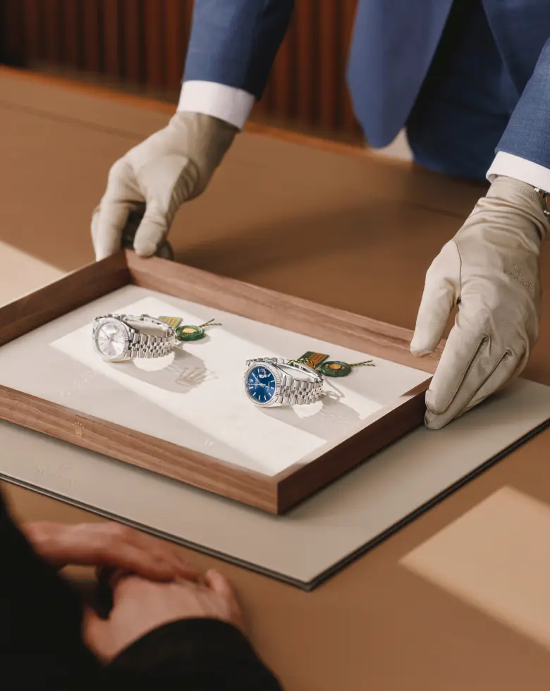Returning The Watch - Watch Palace